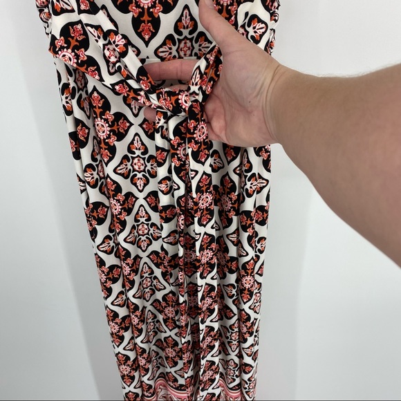 White House Black Market  Twist Detail Printed Knit Maxi Dress Size Small - Picture 10 of 11